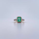Solitaire Ring Rectangle 5.05gr / Size 6 3/4 / Emerald 1.81 Qts Diamond 25 Pts Two Yellows White Gold 18K (Jewel) &