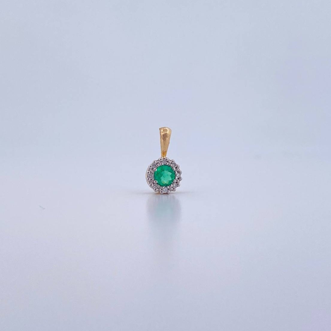 Pendant Circle 0.7gr / 1.1cm / Emerald 14 Pts Diamond 4 Pts Two Yellows White 18K Gold (Jewel) &