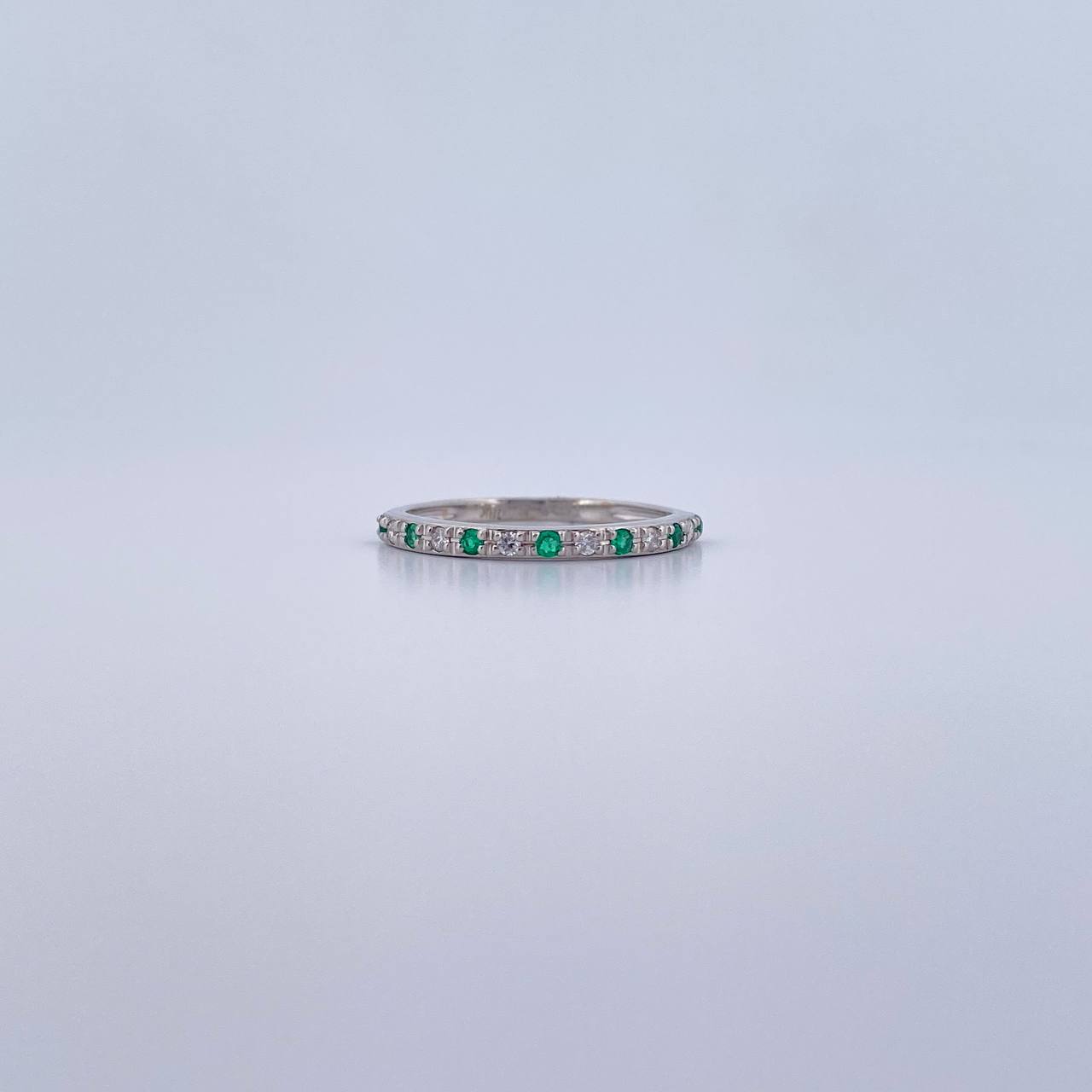 Churumbela Ring 1.7gr / Size 6 3/4 / Emerald 9 Pts Diamond 10 Pts 18K White Gold (Jewel) &