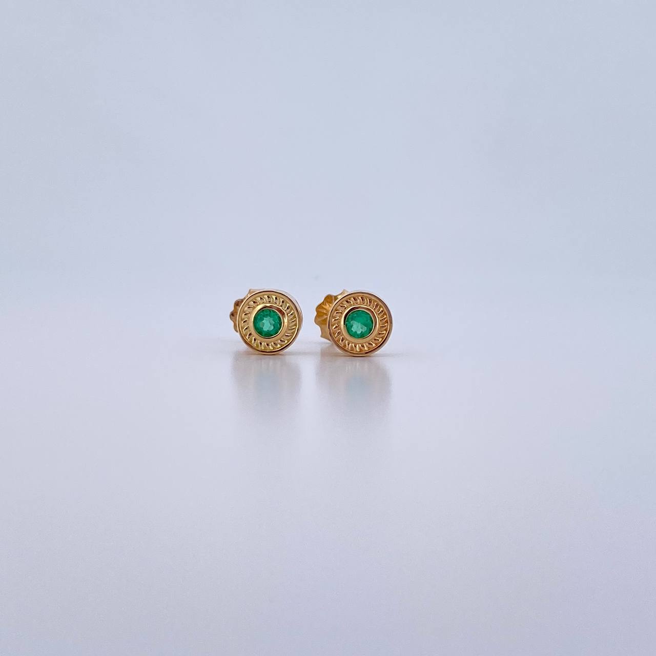 Topos Circulo 2gr / Esmeralda 14 Pts Oro Amarillo 18K (Joya) &