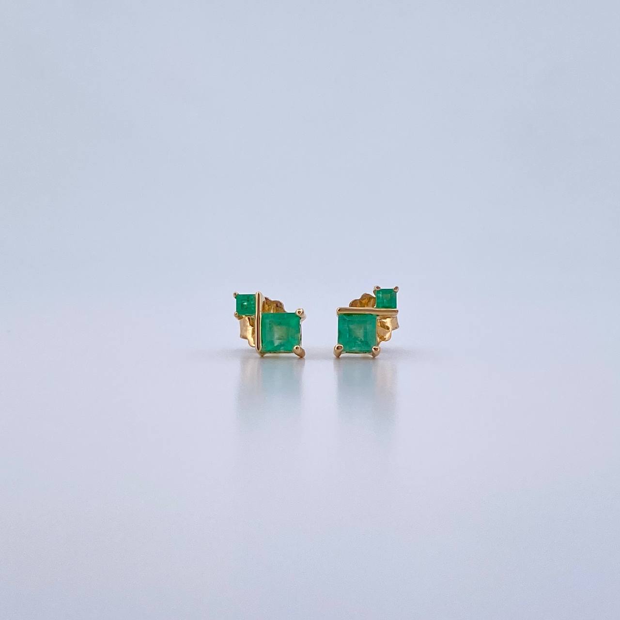 Topos Rombos 1.2gr / Esmeralda 63 Pts Oro Amarillo 18K (Joya) &