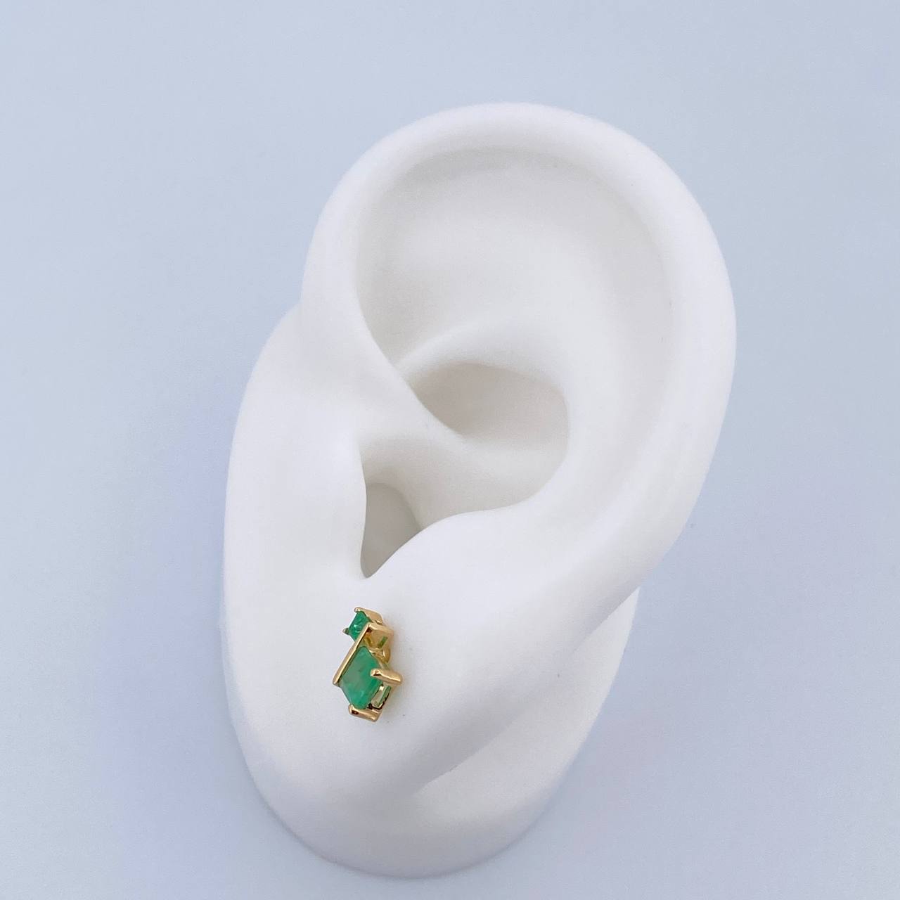 Topos Rombos 1.2gr / Esmeralda 63 Pts Oro Amarillo 18K (Joya) &