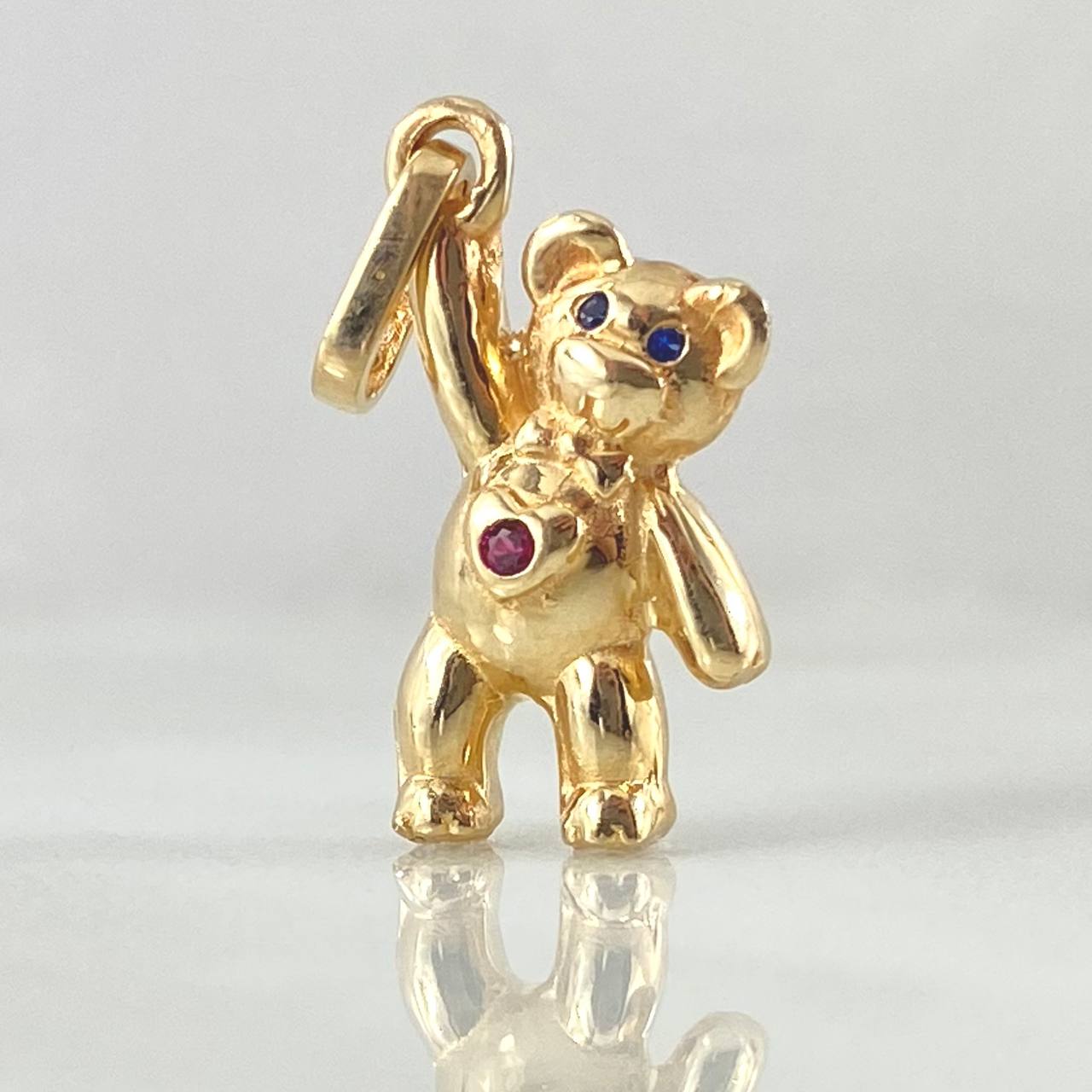 Pendant Bear Thumbs Up 1.95gr / 2.4cm / 18K Gold ©