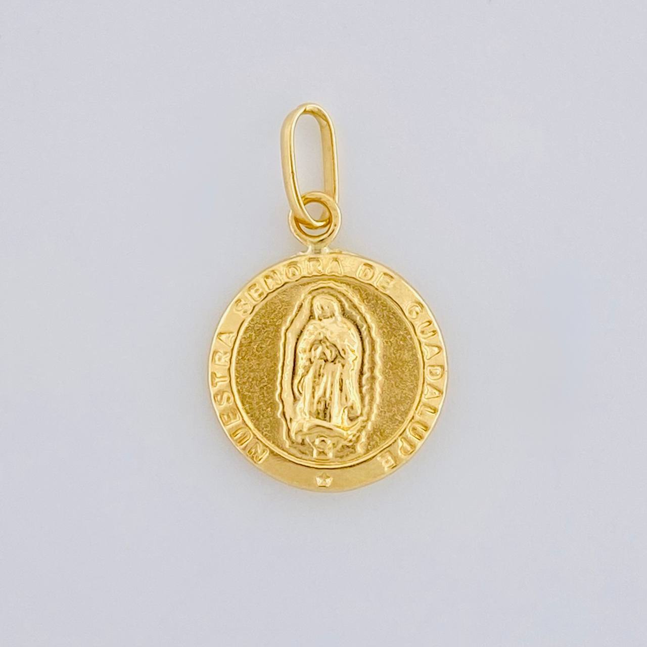 Dije Virgen Guadalupe Mate 0.6 g / 3/4 in Oro Amarillo 18K