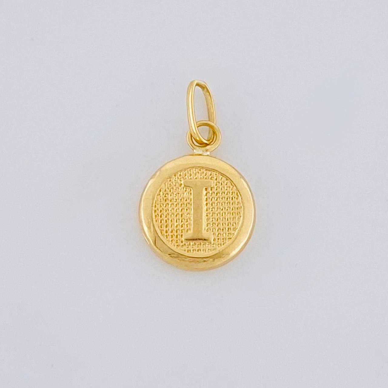 Pendant Circle Letter I 0.4 g / 3/4 in Yellow Gold 18K