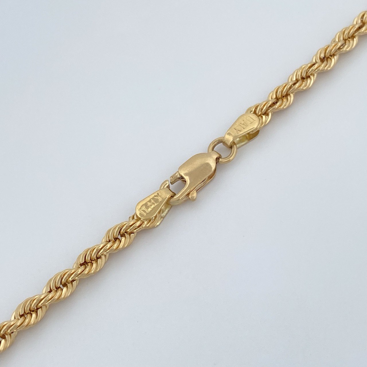 Rope Chain 8.25gr / 23 1/2 in / 18K Gold +3 &