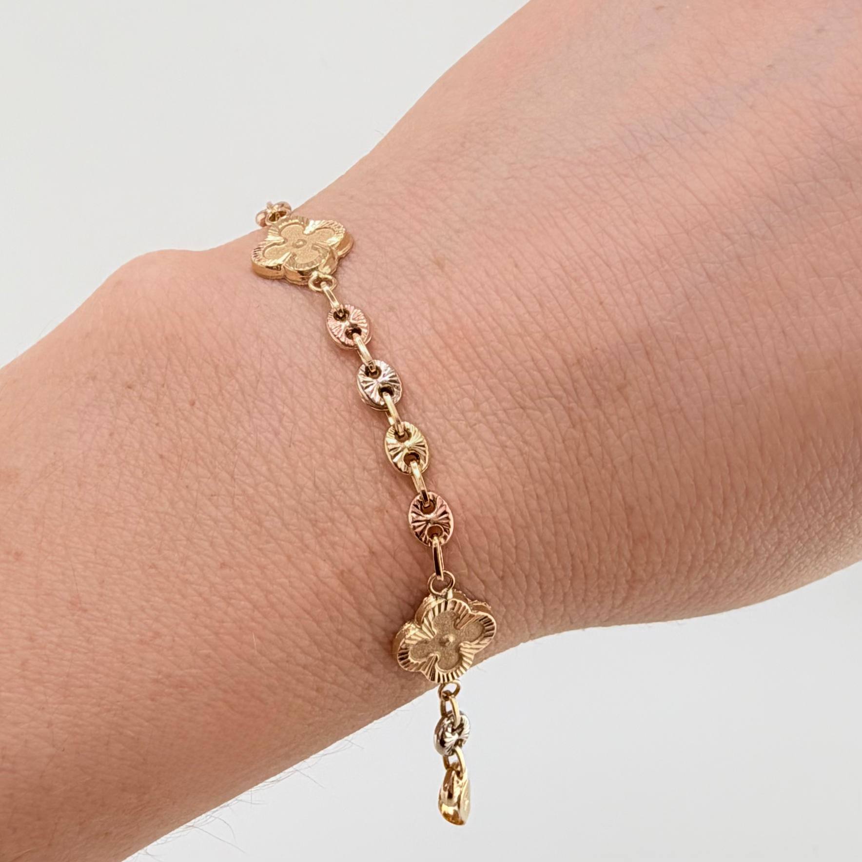 Pulso GC Trebol Doble Faz 5.3gr / 7 3/4 in / 10.3mm Tres Oros 18K