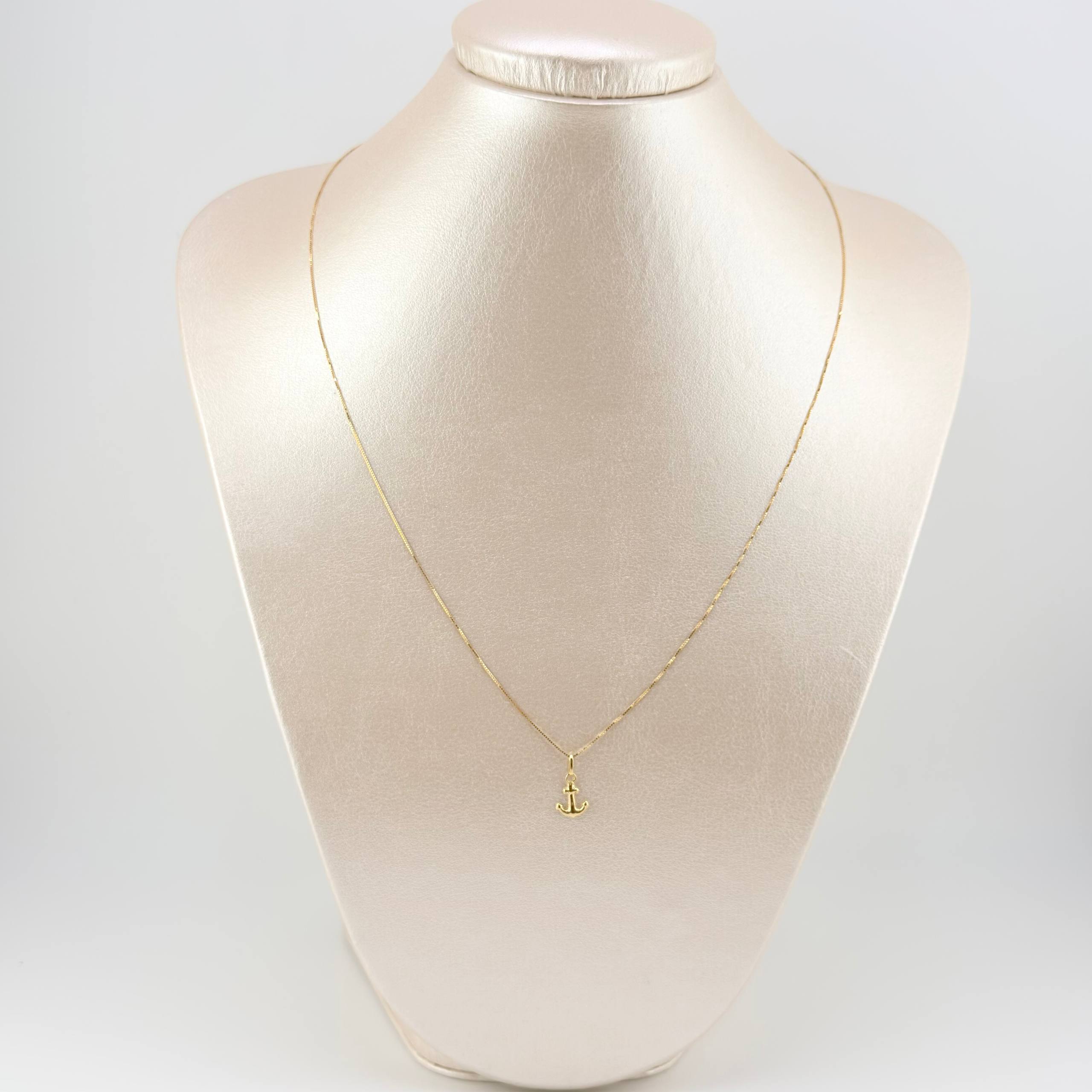 Set Cadena y Dije Veneciana + Ancla 1.25gr / 19 3/4 in / 0.6mm Oro Amarillo 18K ©