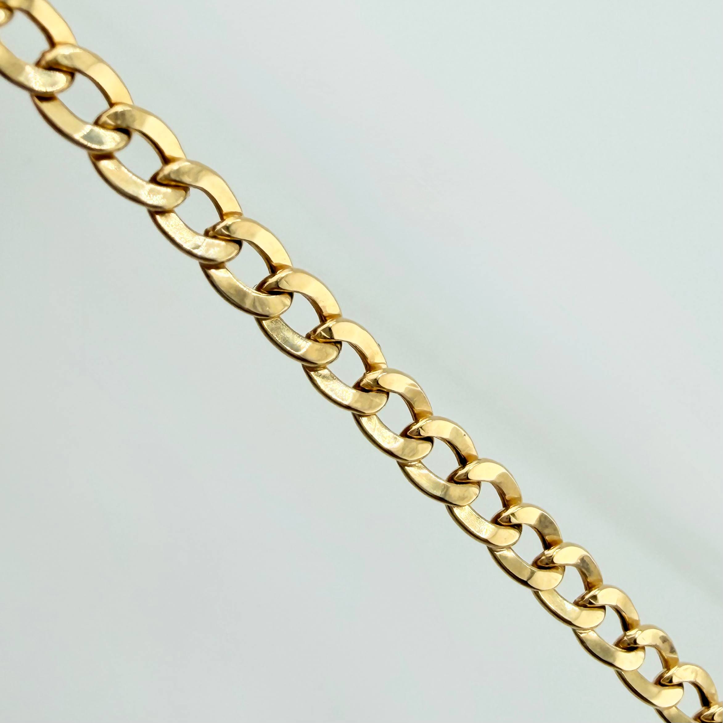 Cadena Cubana 2.2 g / 17 3/4 in / 2.4 mm Oro Amarillo 18K