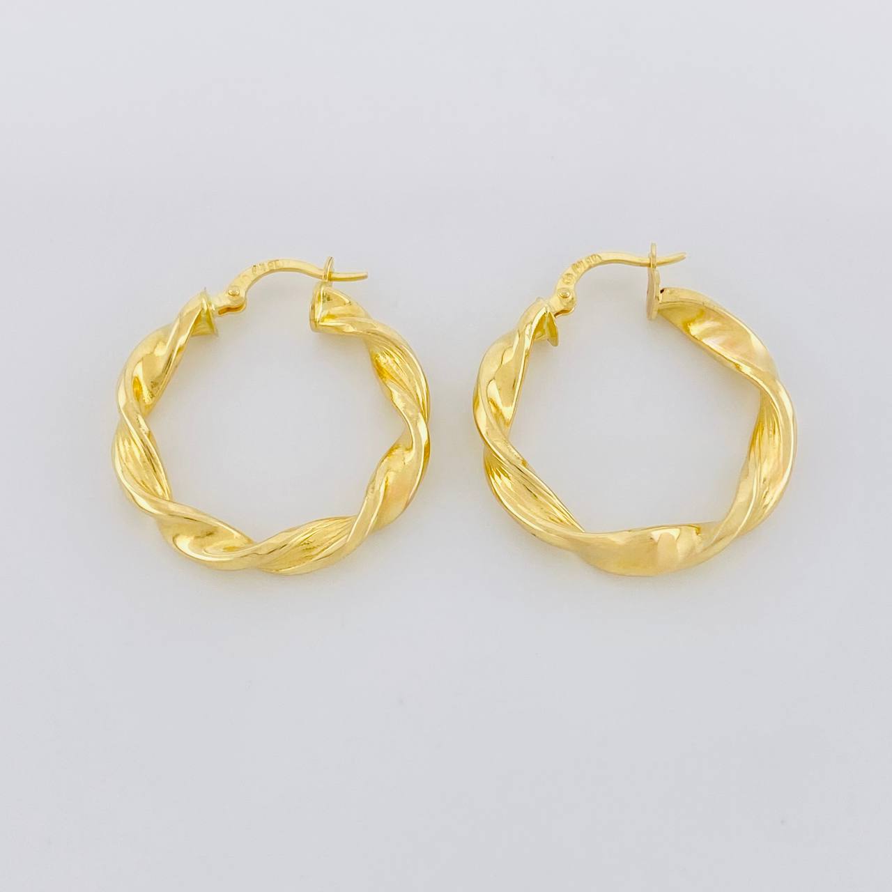 Candongas Jenn 2.65g / 1 in Oro Amarillo 18K