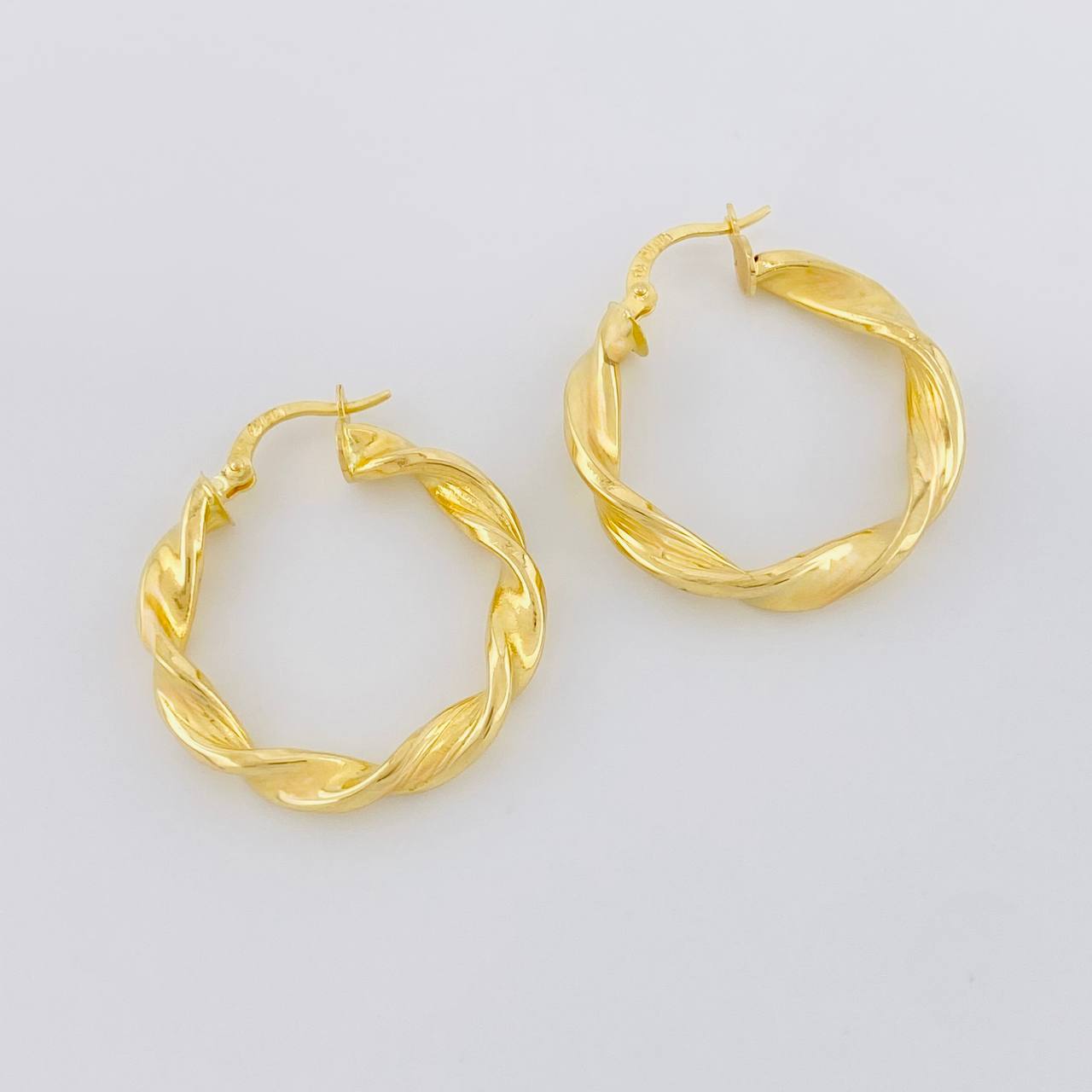 Candongas Jenn 2.65g / 1 in Oro Amarillo 18K