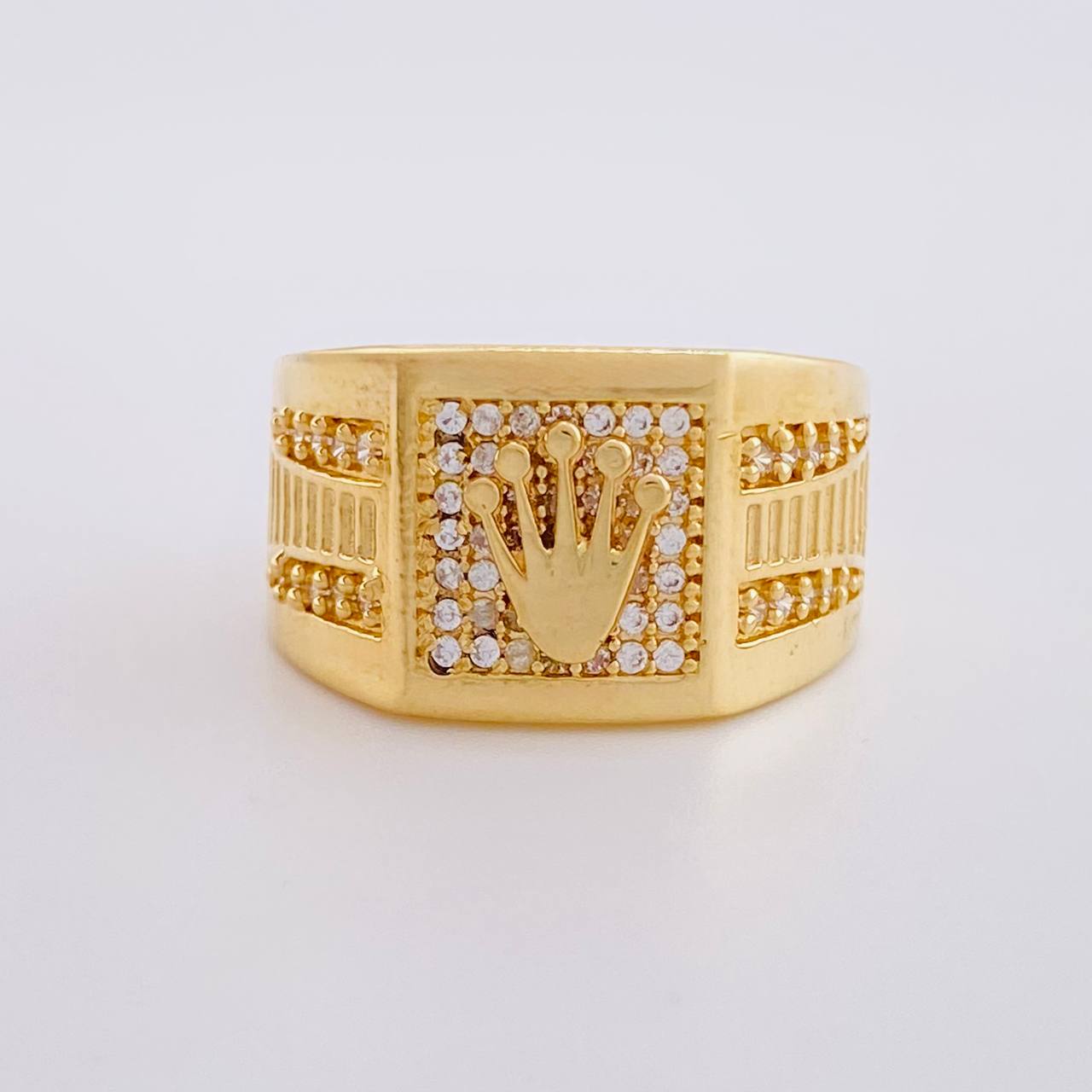 Anillo Sello Corona 9.5g / T7 1/4 Oro Amarillo 18K