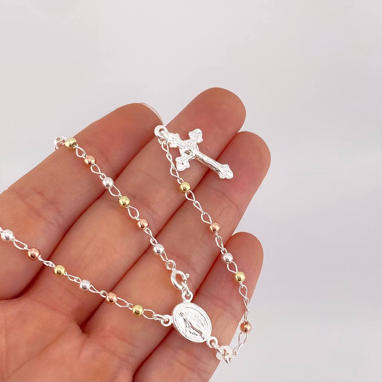 Rosario Vigen Milagrosa 7.4g / 18 in / 3mm Plata Vermeil 925