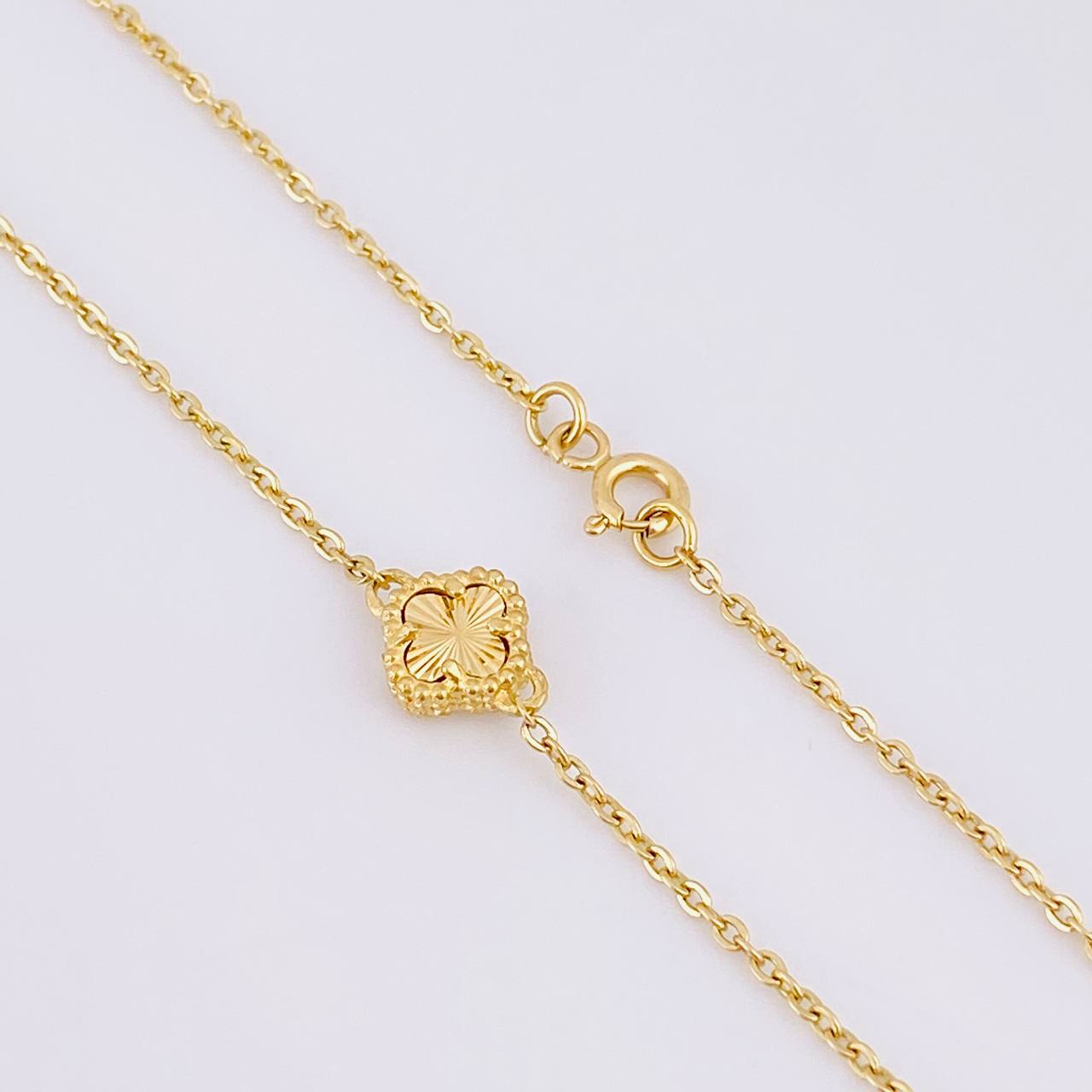 Classic Link Chain Clover 5.9g / 20 in / 1mm 18K Yellow Gold
