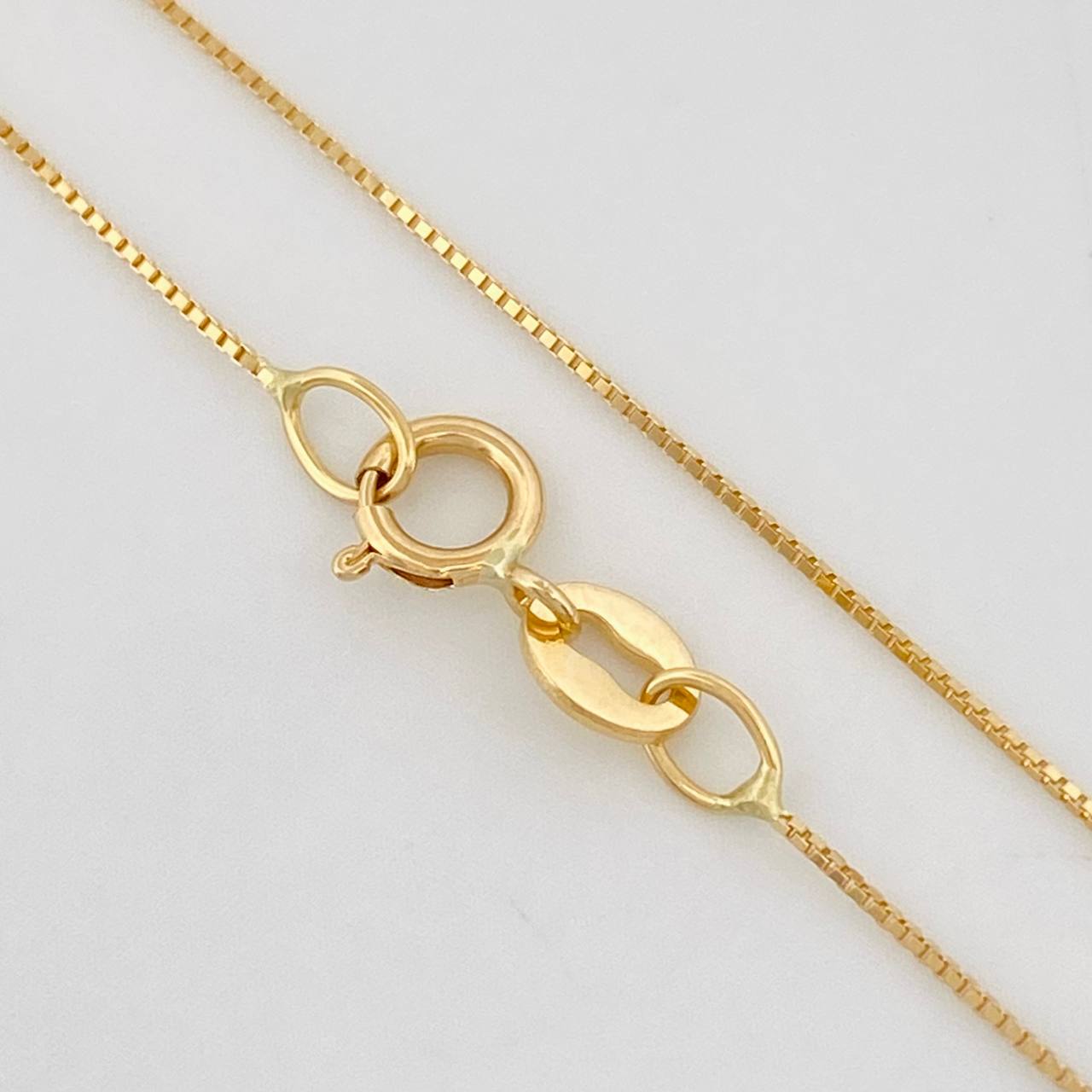 Cadena Veneciana 1.1g / 20 in / 0.42mm Oro Amarillo 18K
