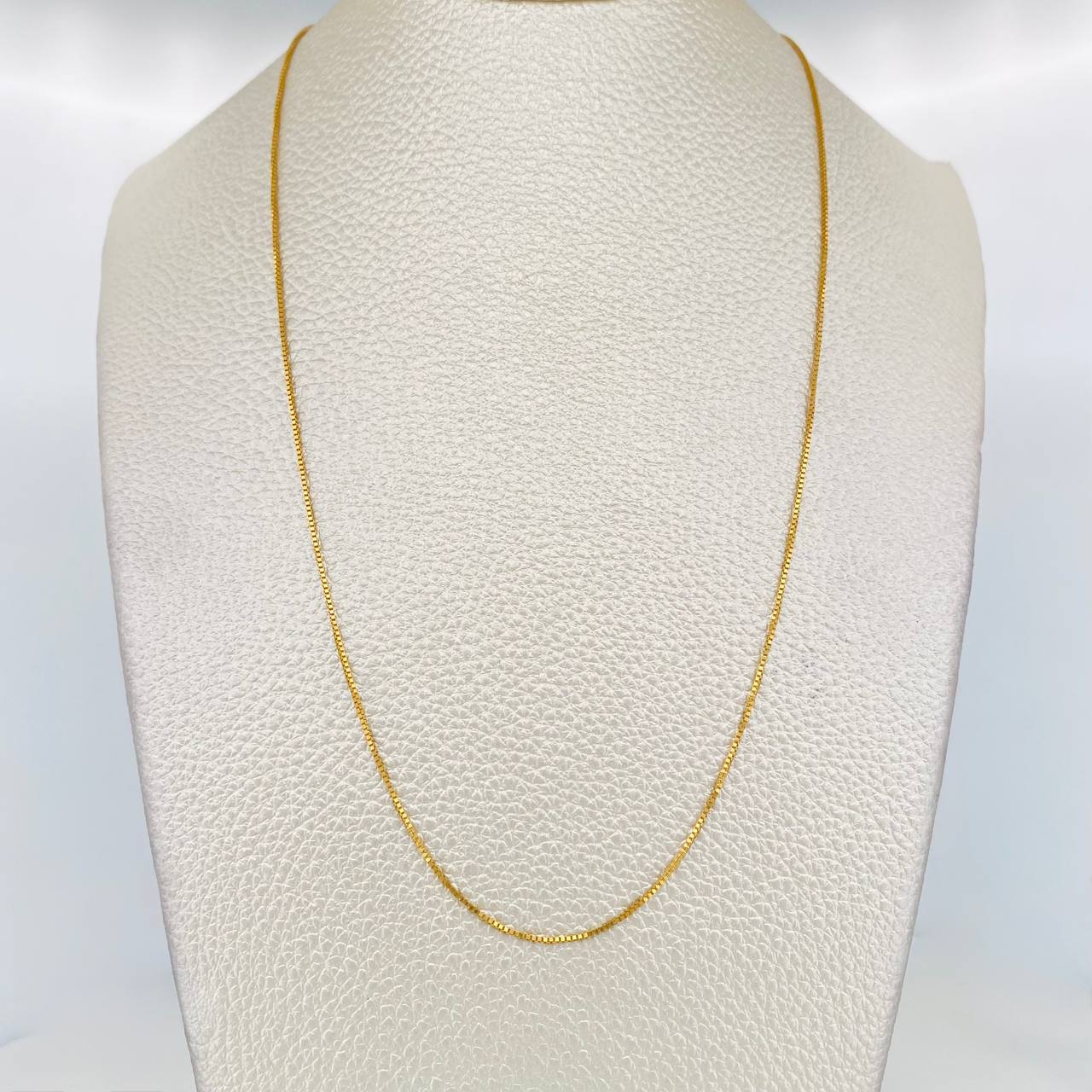 Cadena Veneciana 2.15g / 22 in / 0.6mm Oro Amarillo 18K
