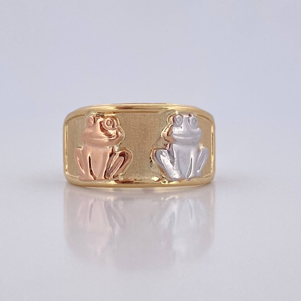 Anillo Rana 1.75gr / T6 3/4 / Oro 18K &