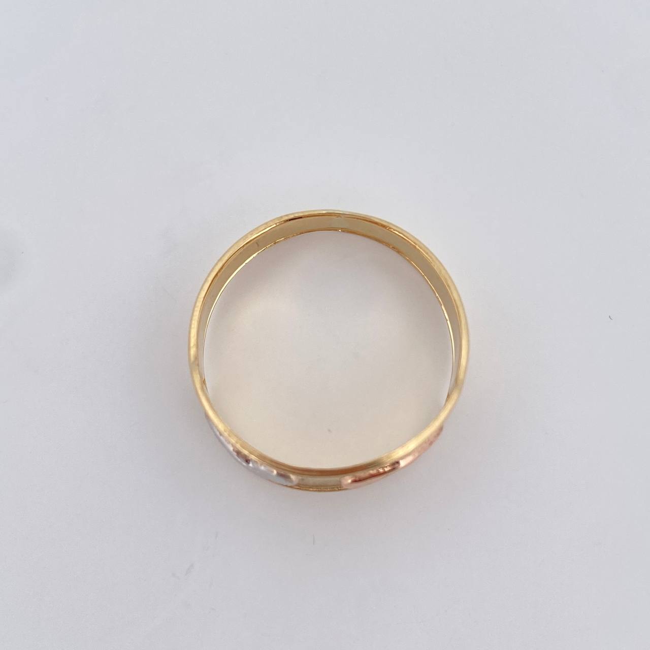 Virgin Mary Ring 1.7g / Size 8 1/2 Three Golds 18K