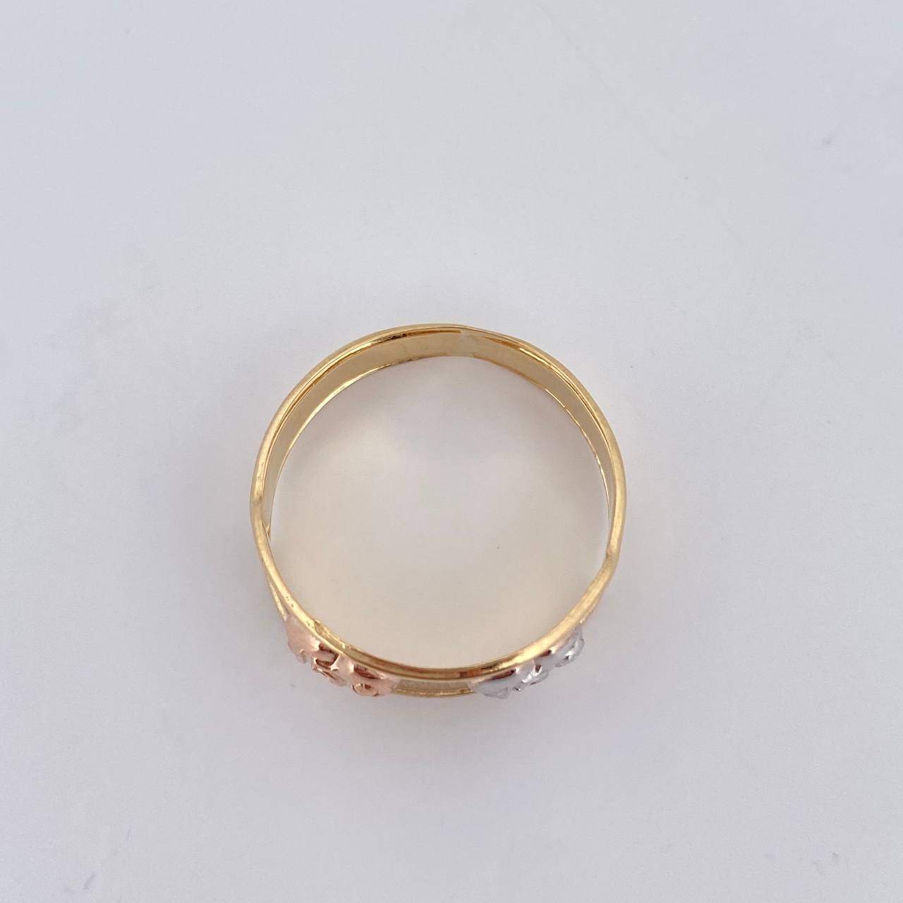 Heart Ring 15s 1.7gr / Size 6 3/4 / 18K Gold $