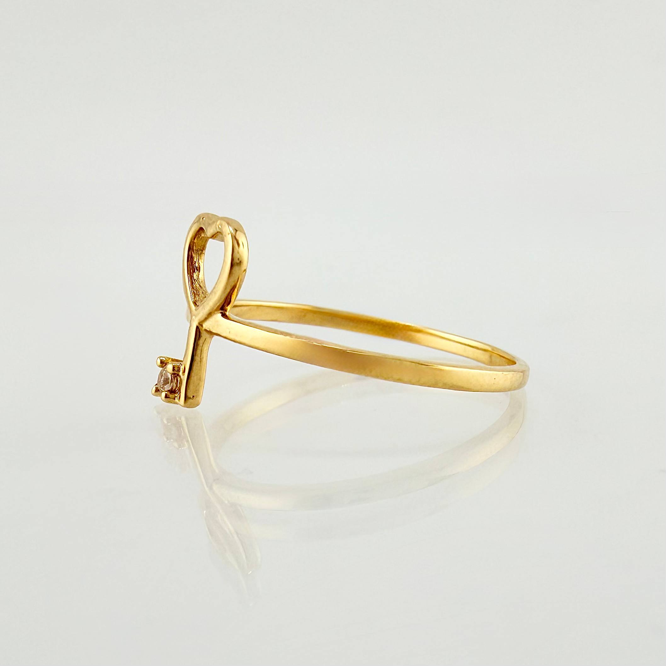 Heart Key Ring 1.45gr / T7 1/2 / 18K Yellow Gold