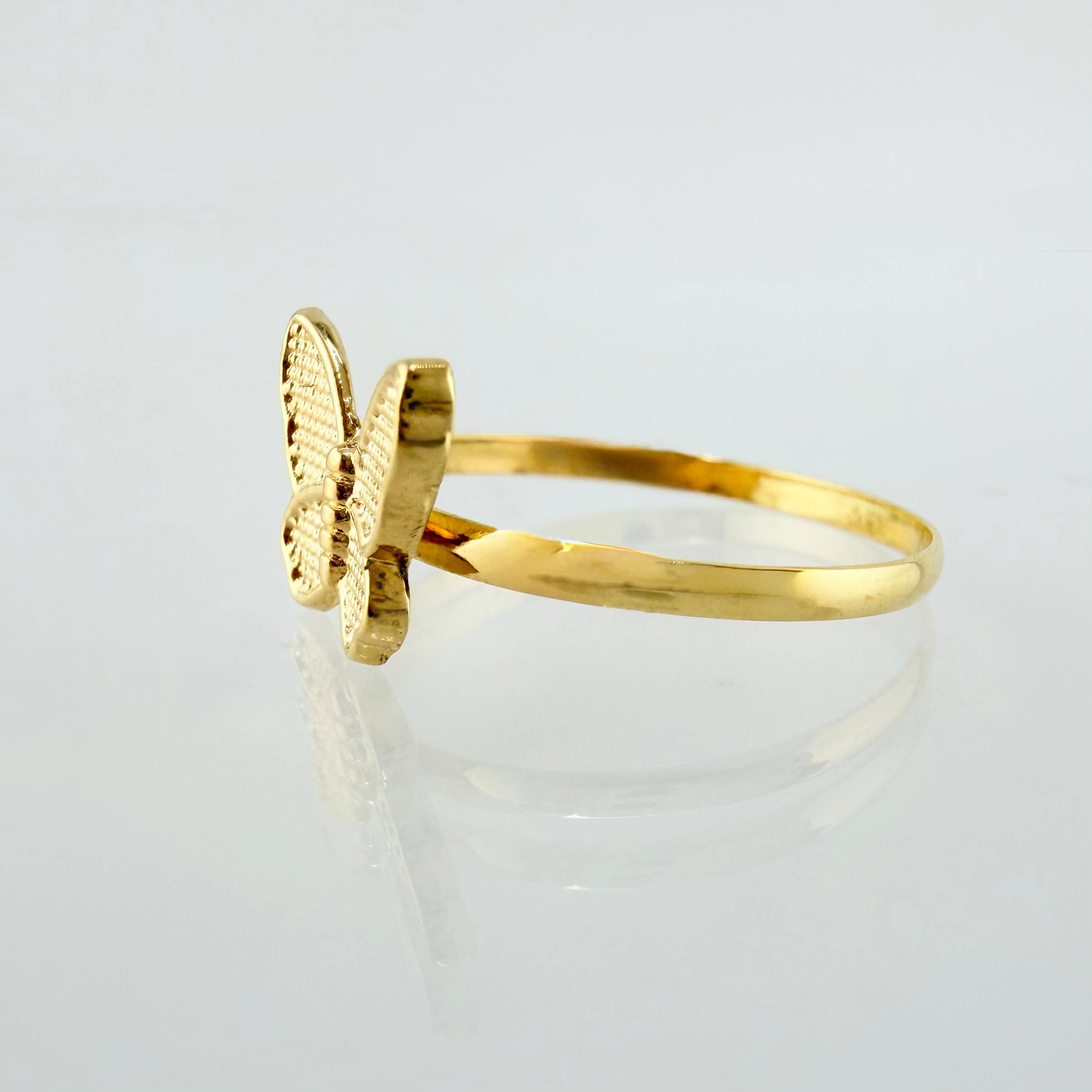 Anillo Mariposa 0.9gr / T6 1/2 / Oro Amarillo 18K