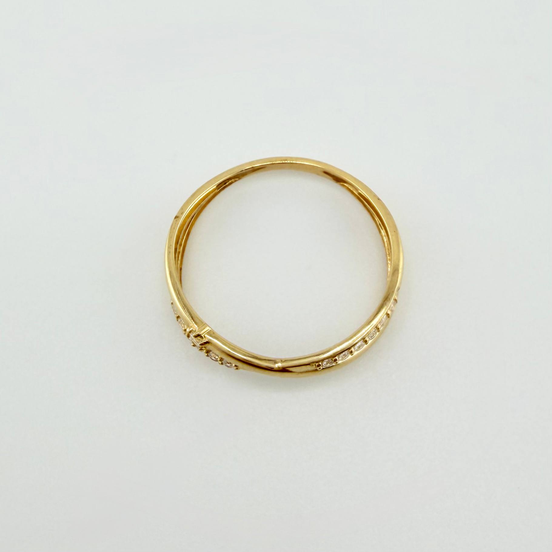 Anillo Solitario Ojos 1.1gr / T6 1/2 / Oro Amarillo 18K ©