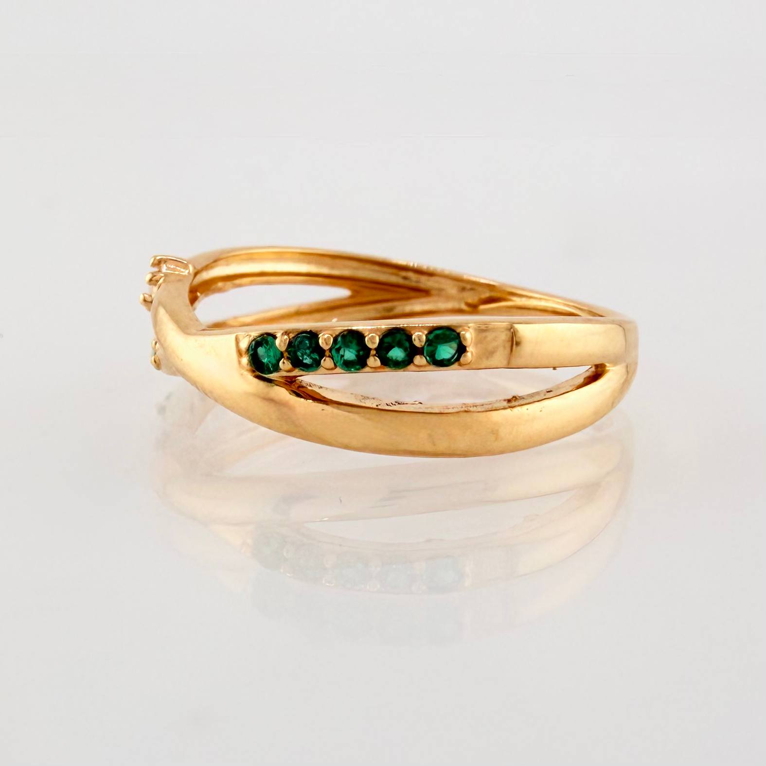 Anillo Carriles Cruzados 1.55gr / T5 3/4 / Oro Amarillo 18K ©