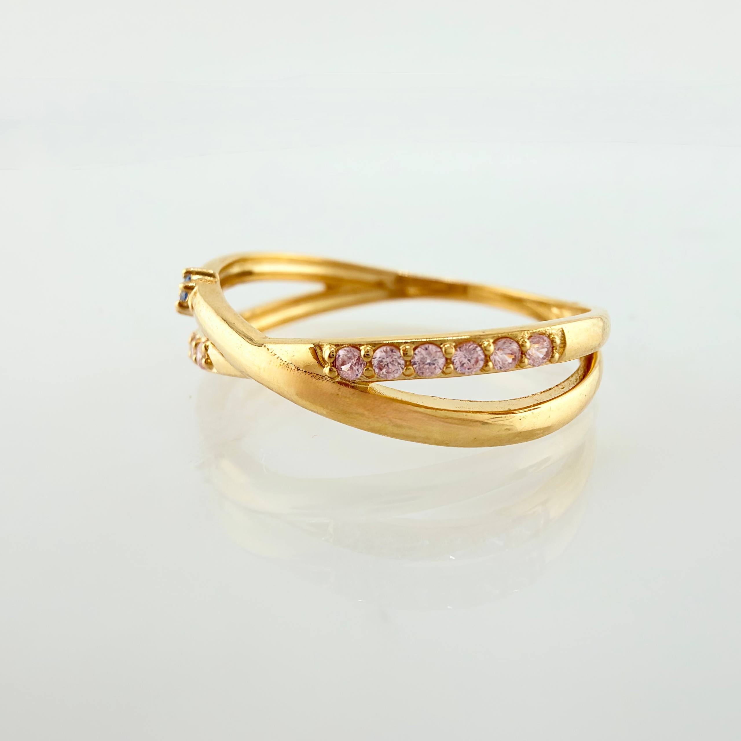 Anillo Carriles Cruzados 1.65gr / T7 3/4 / Oro Amarillo 18K ©