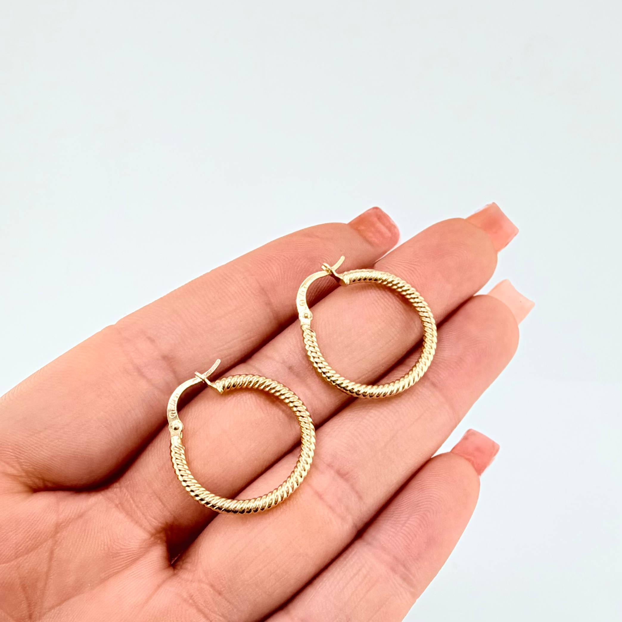 Candongas Yian 1.45gr / 1 in / Oro Amarillo 18K