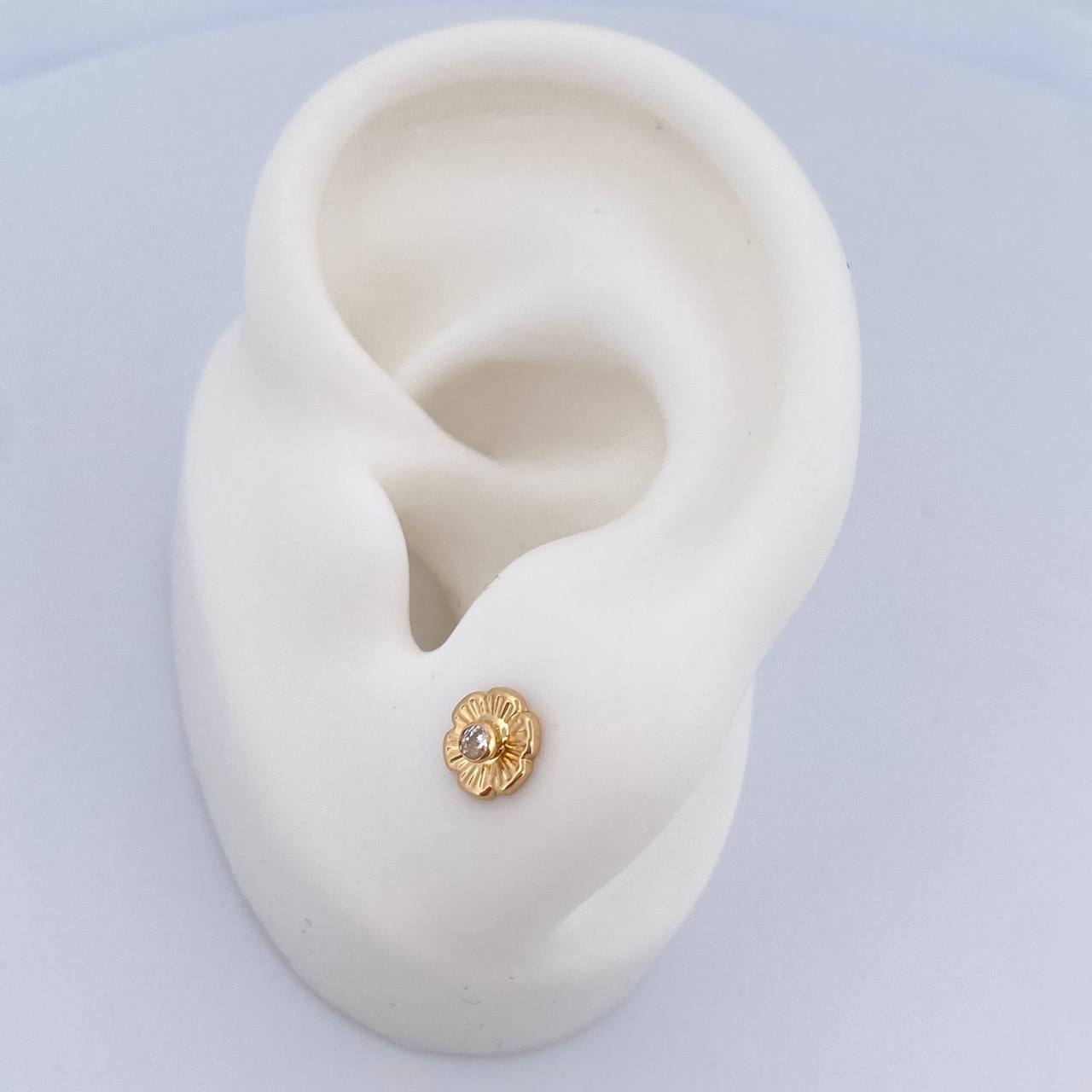 Stud Earrings Flower 0.6gr / White Zircon Yellow Gold 18K $