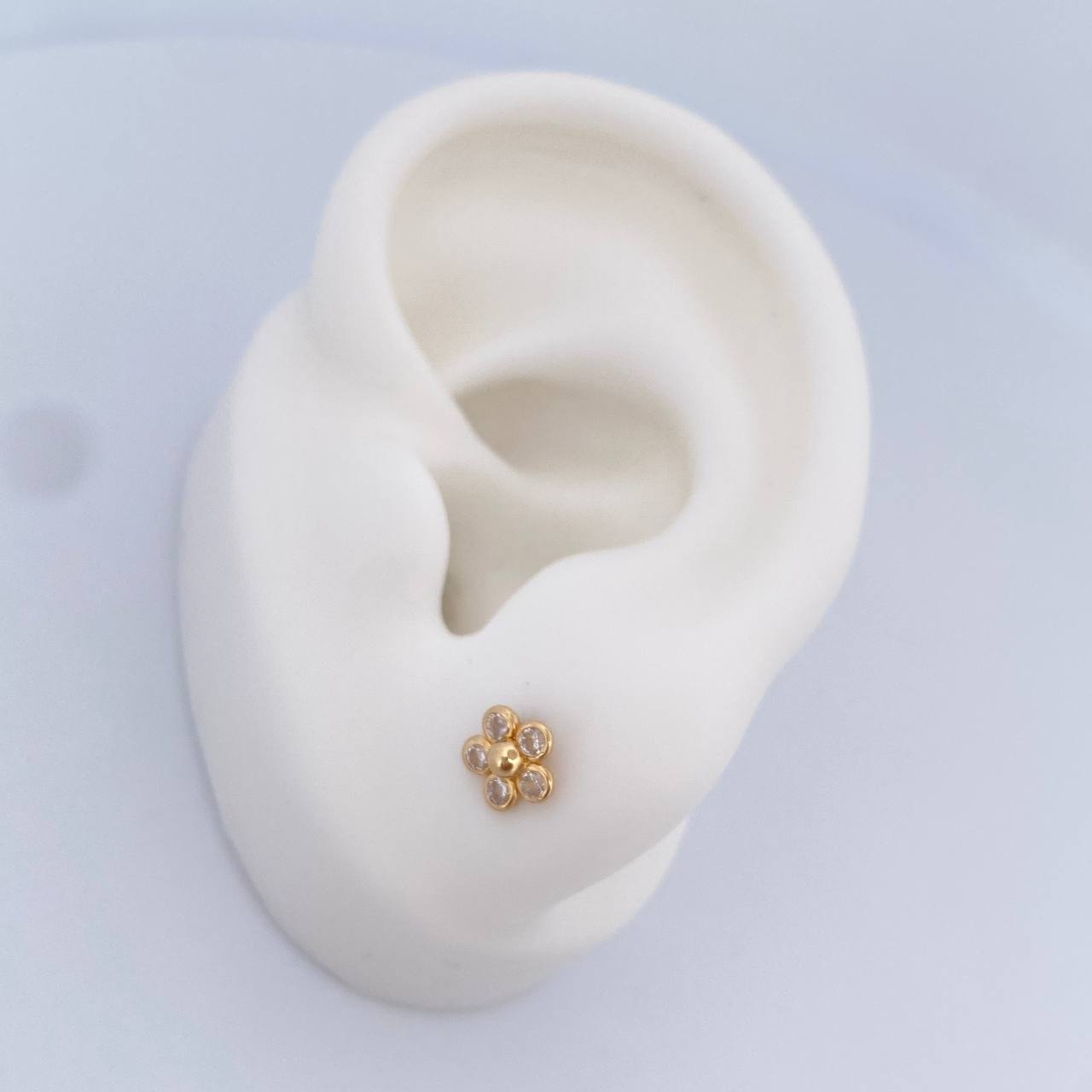 Stud Earrings Flower 0.75gr / White Zircons 18K Yellow Gold $