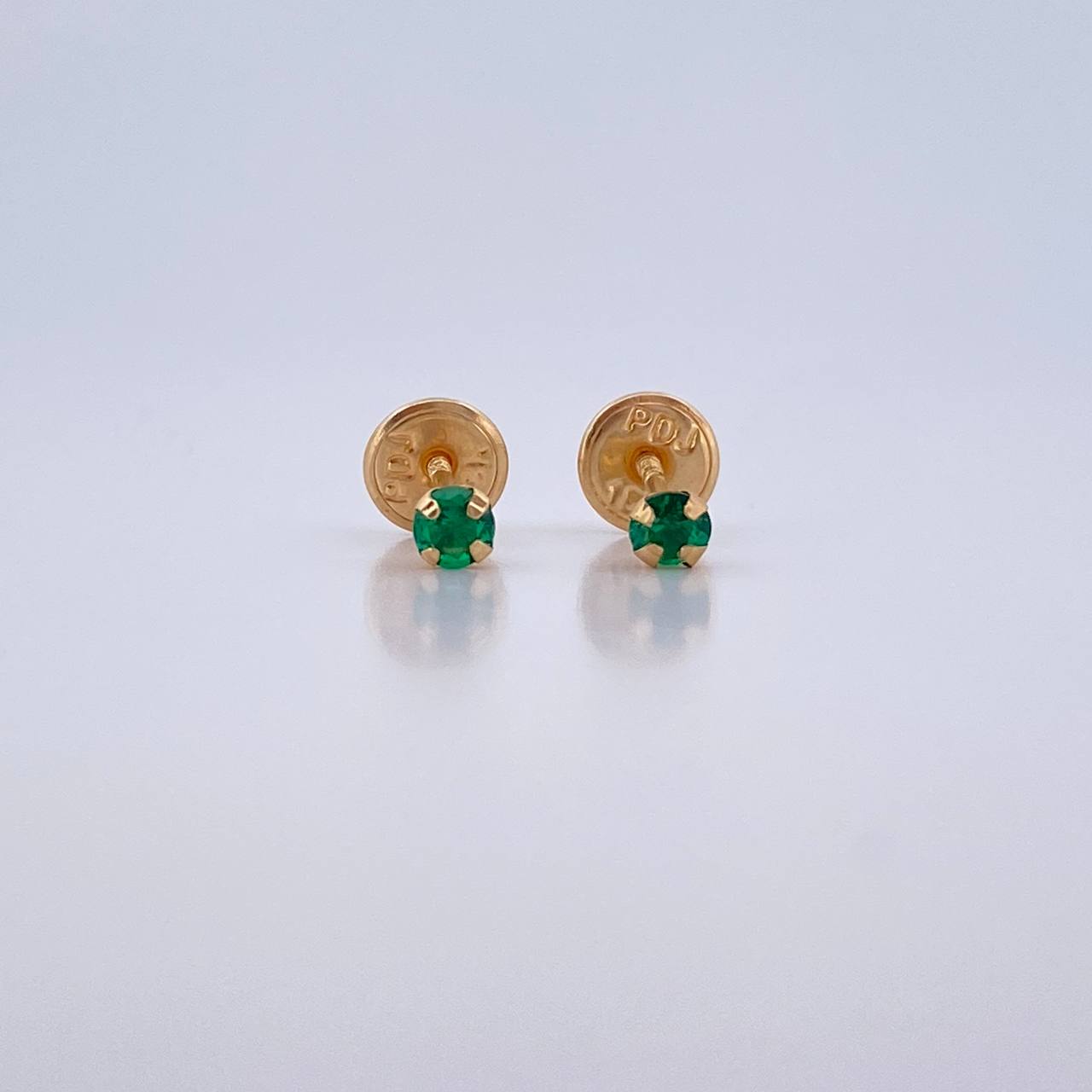 Topos Cuatro Garras 0.4gr / Circon Verde Oro Amarillo 18K &