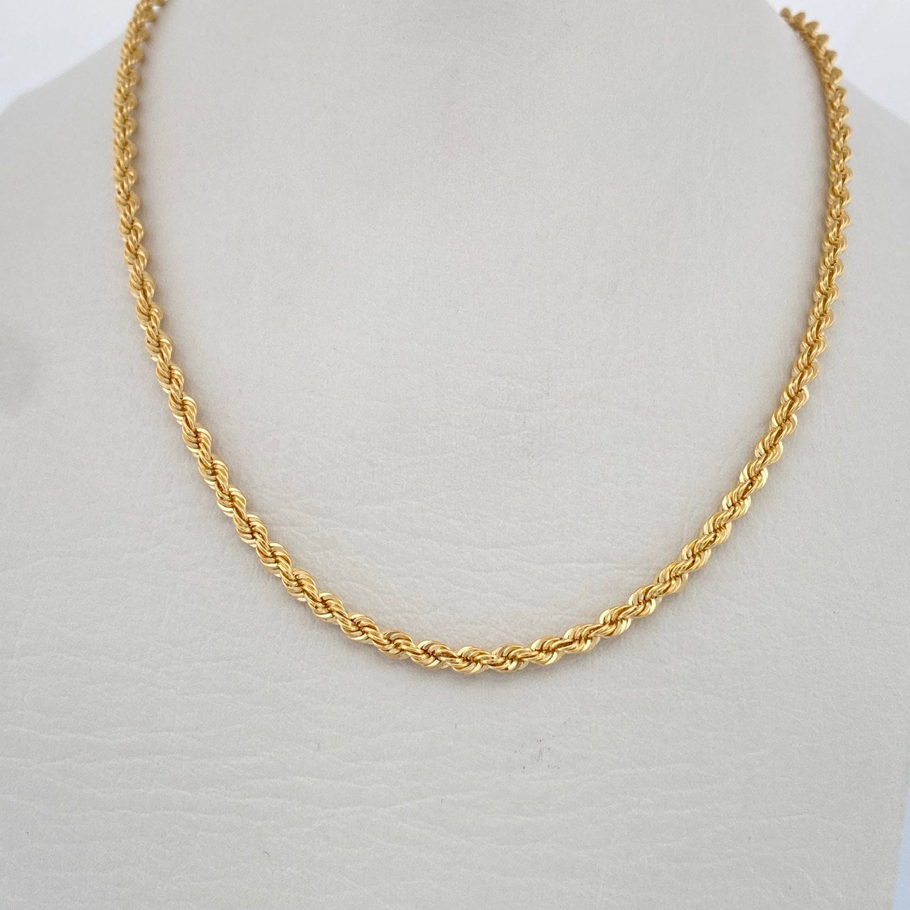 Rope Chain 4.65gr / 19 3/4 in / 18K Gold +3 $