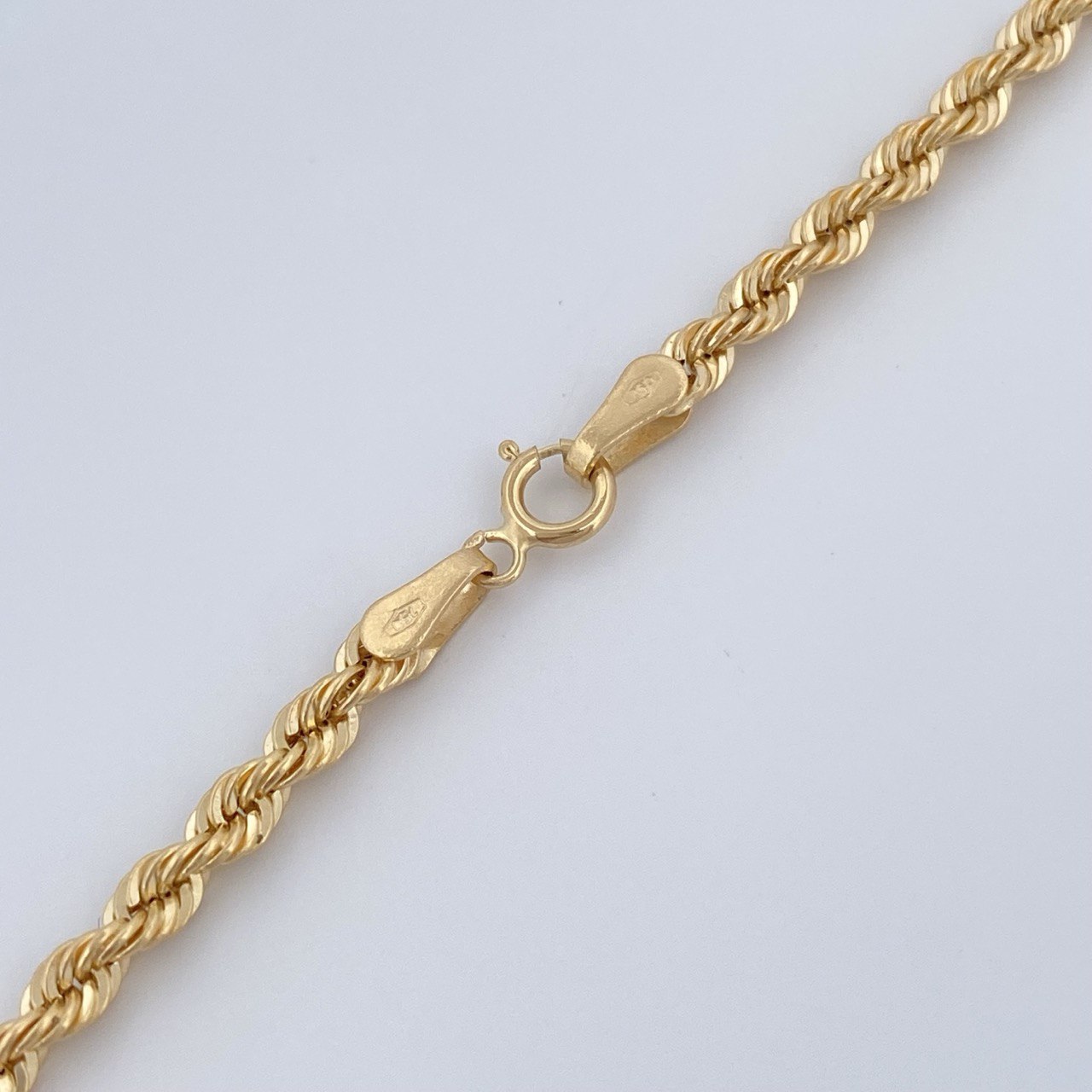 Rope Chain 4.65gr / 19 3/4 in / 18K Gold +3 $