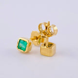 Square Emerald Stud Earrings 70 pts 1.8 g / in / 4.9 mm 18K Yellow Gold