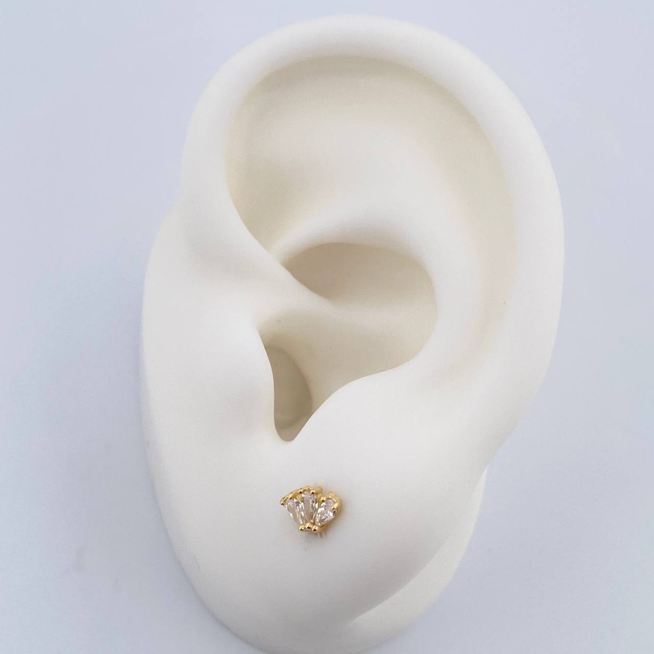 Stud Earrings Petals 0.65gr / 18K Gold &