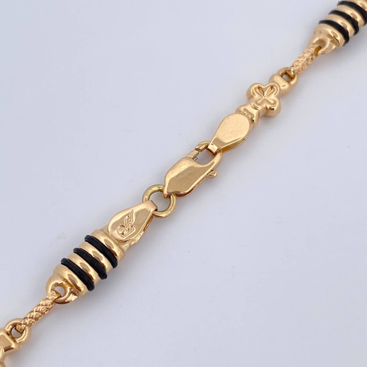 Rustic Flowers Chain 12.5gr / 24.3in / 18K Gold &