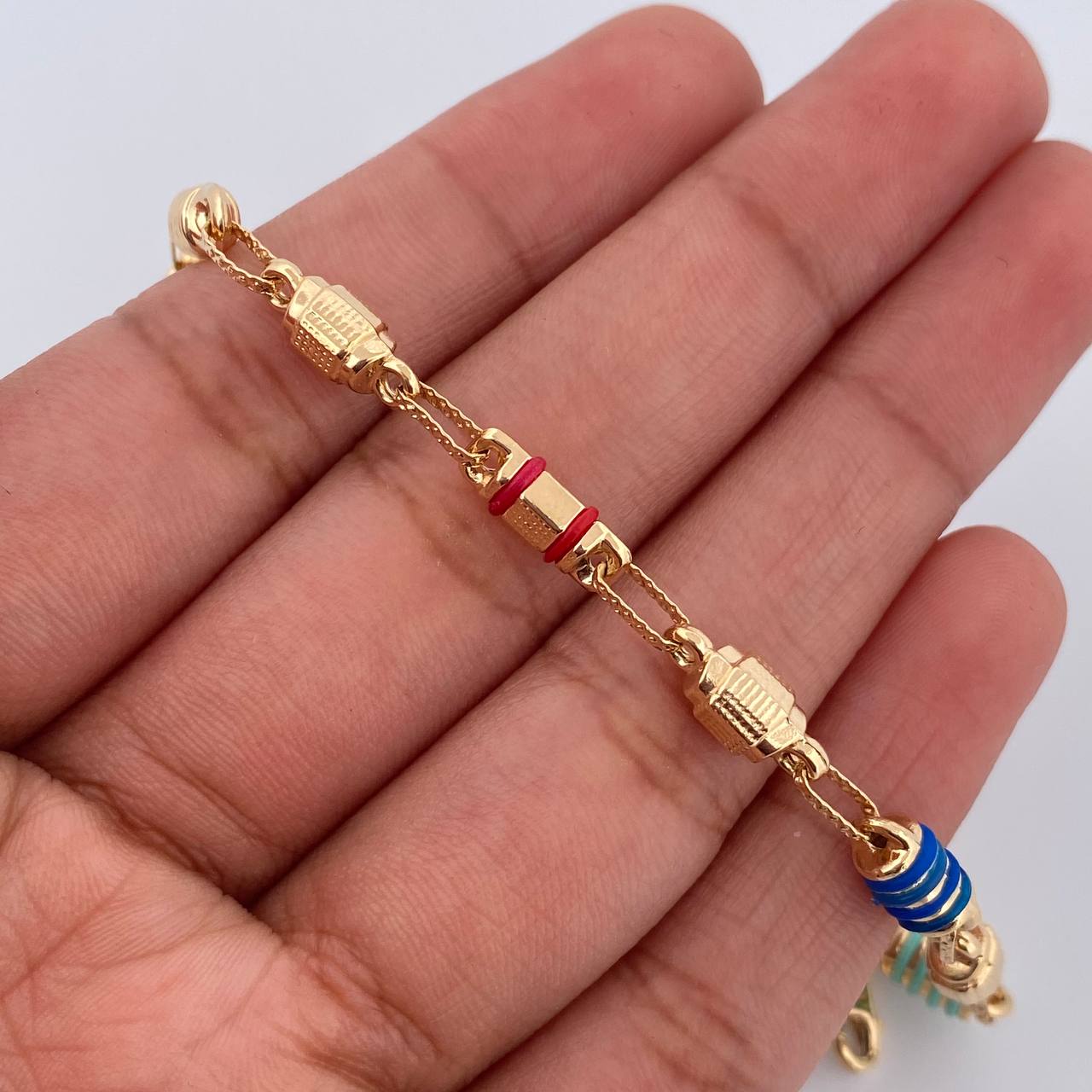 Pulso Rustico Barril 5.3gr / 21.2cm / Oro 18K &
