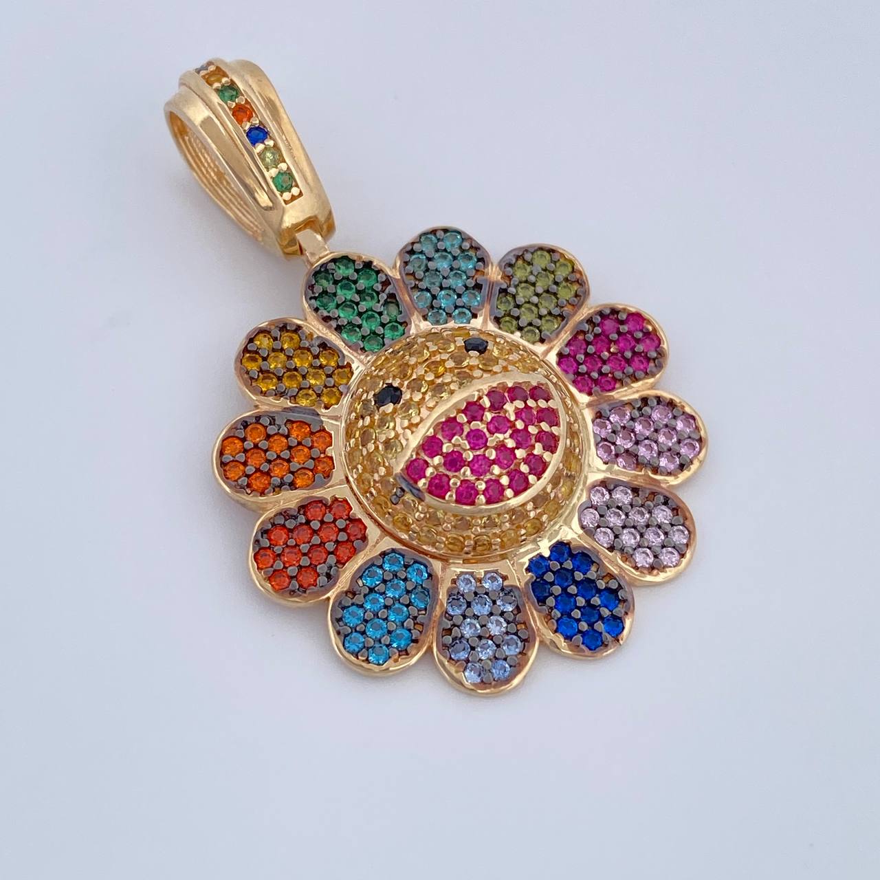 Pendant Happy Face Flower 6.2gr / 3.5cm (1.4in) / 18K Gold &