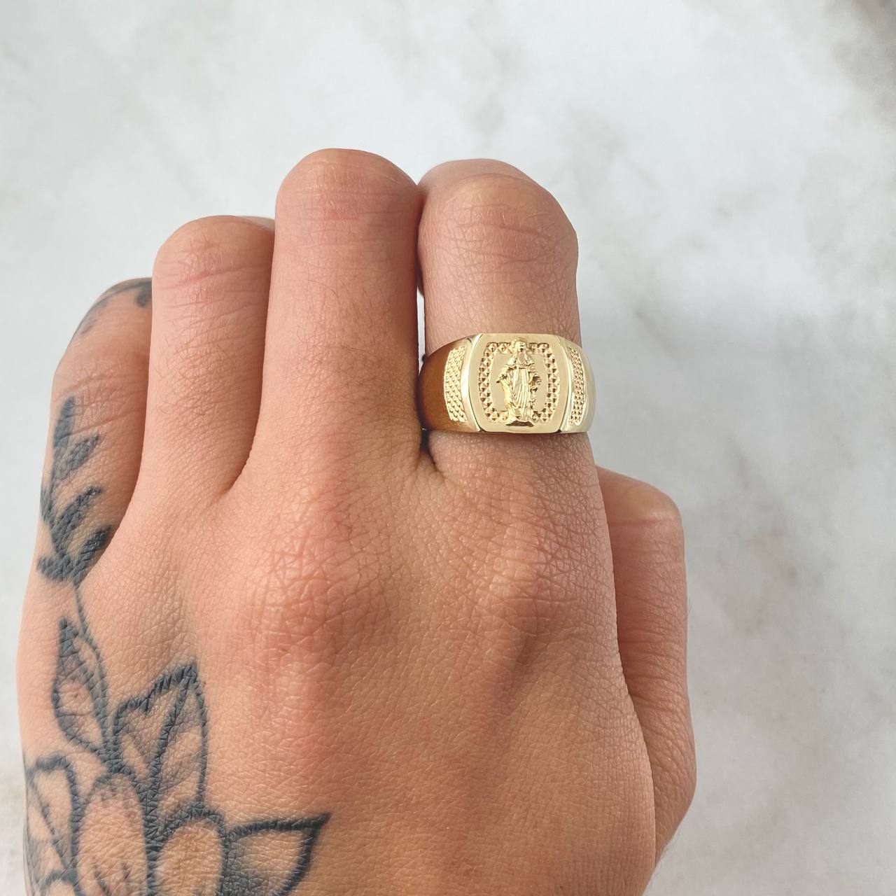 Anillo Virgen Milagrosa Punteado 3.55gr / T7 1/4 / Oro Amarillo 18K