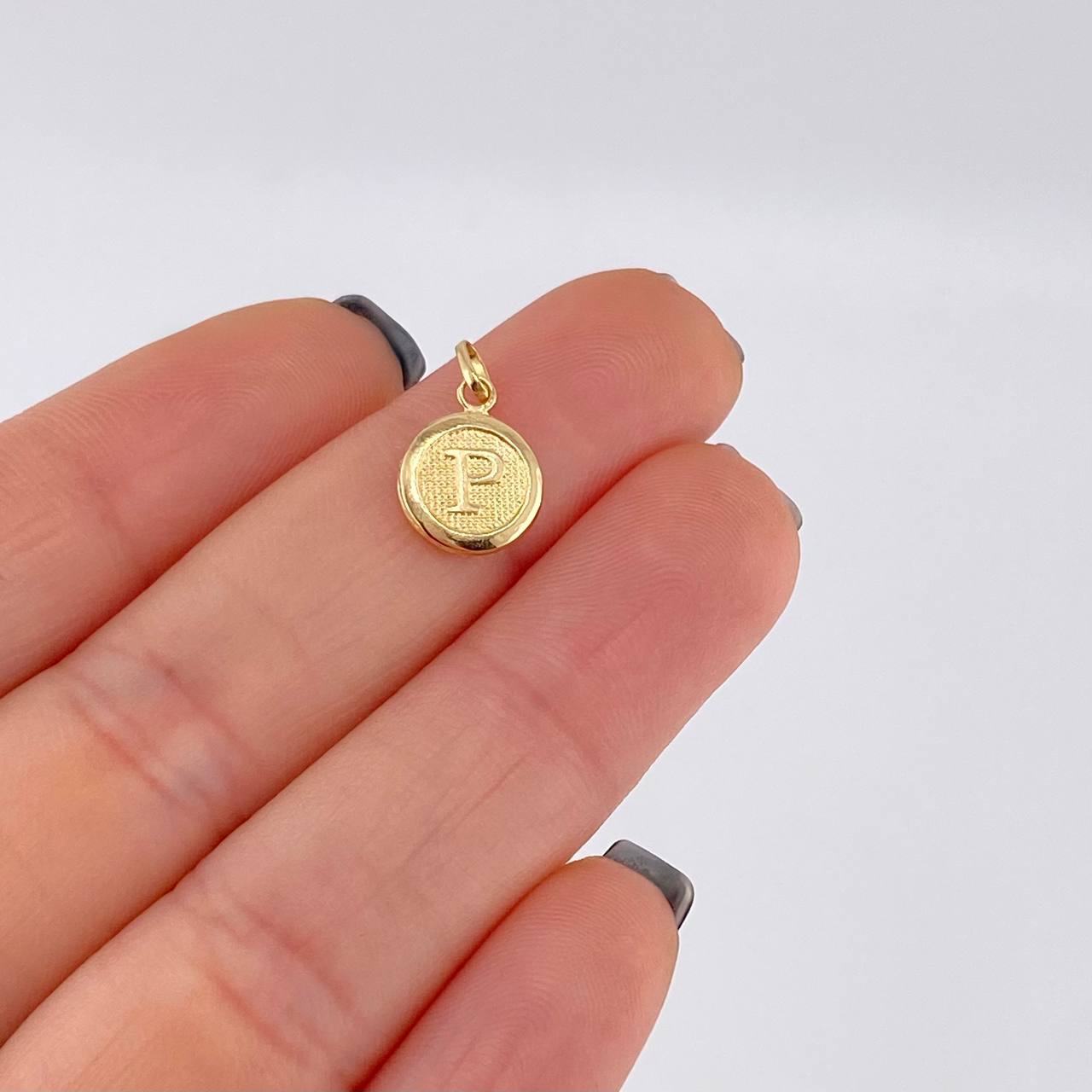 Pendant Circle Letter P 0.4 g / 3/4 in Yellow Gold 18K