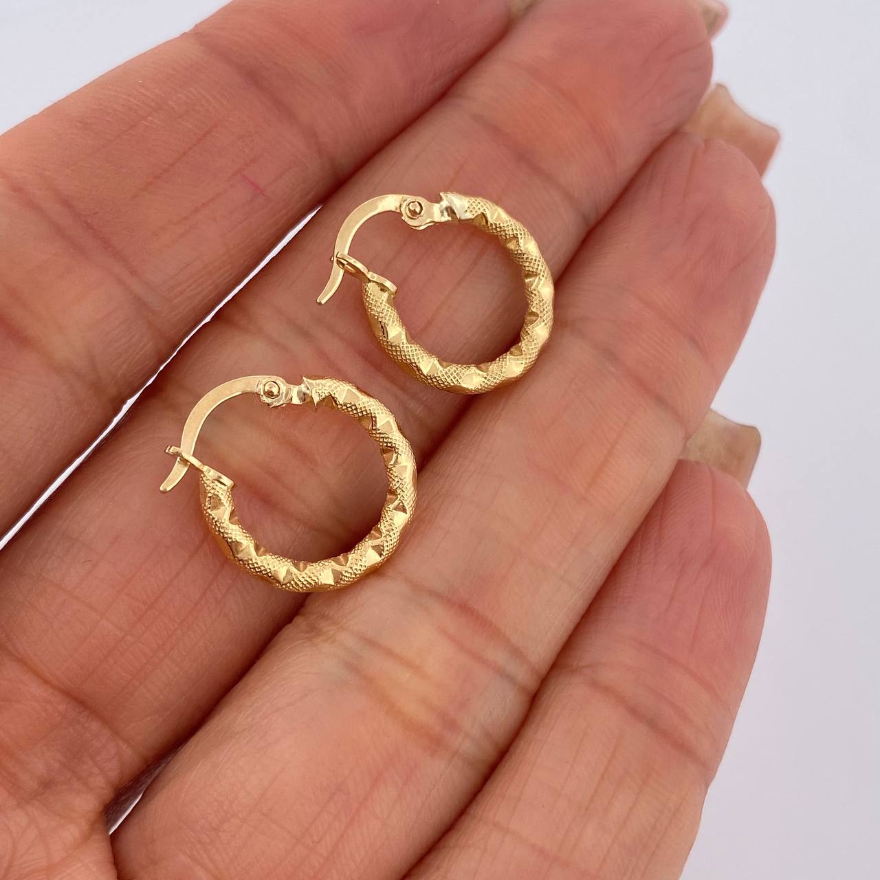 Hoop Earrings Kataleya 1.1gr / 1.6cm (0.6in) / 18K Gold &