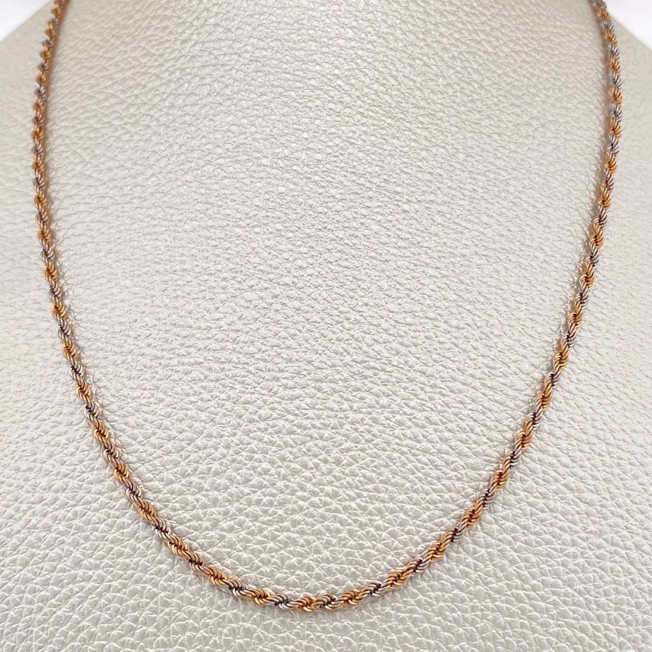 Rope Chain 3.45gr / 23 1/2 in / Three Golds +3 18K &
