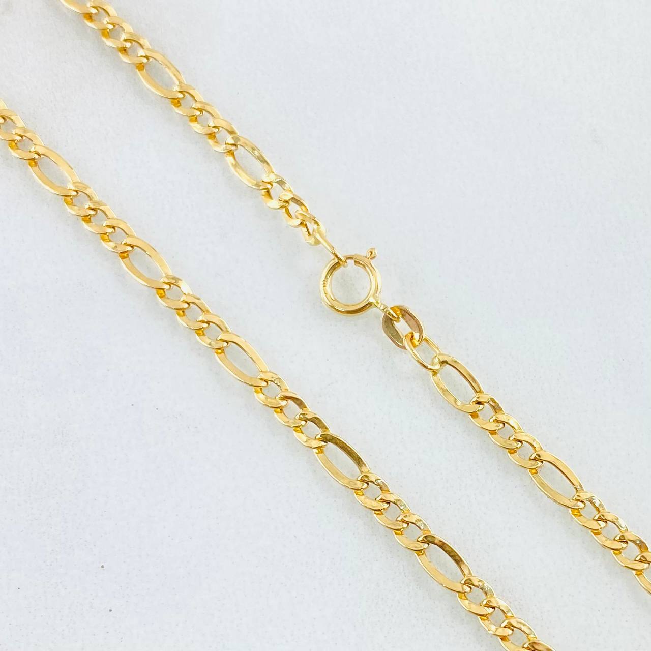 Figaro Chain 2.25gr / 19 3/4 in / 18K Gold +1 ©