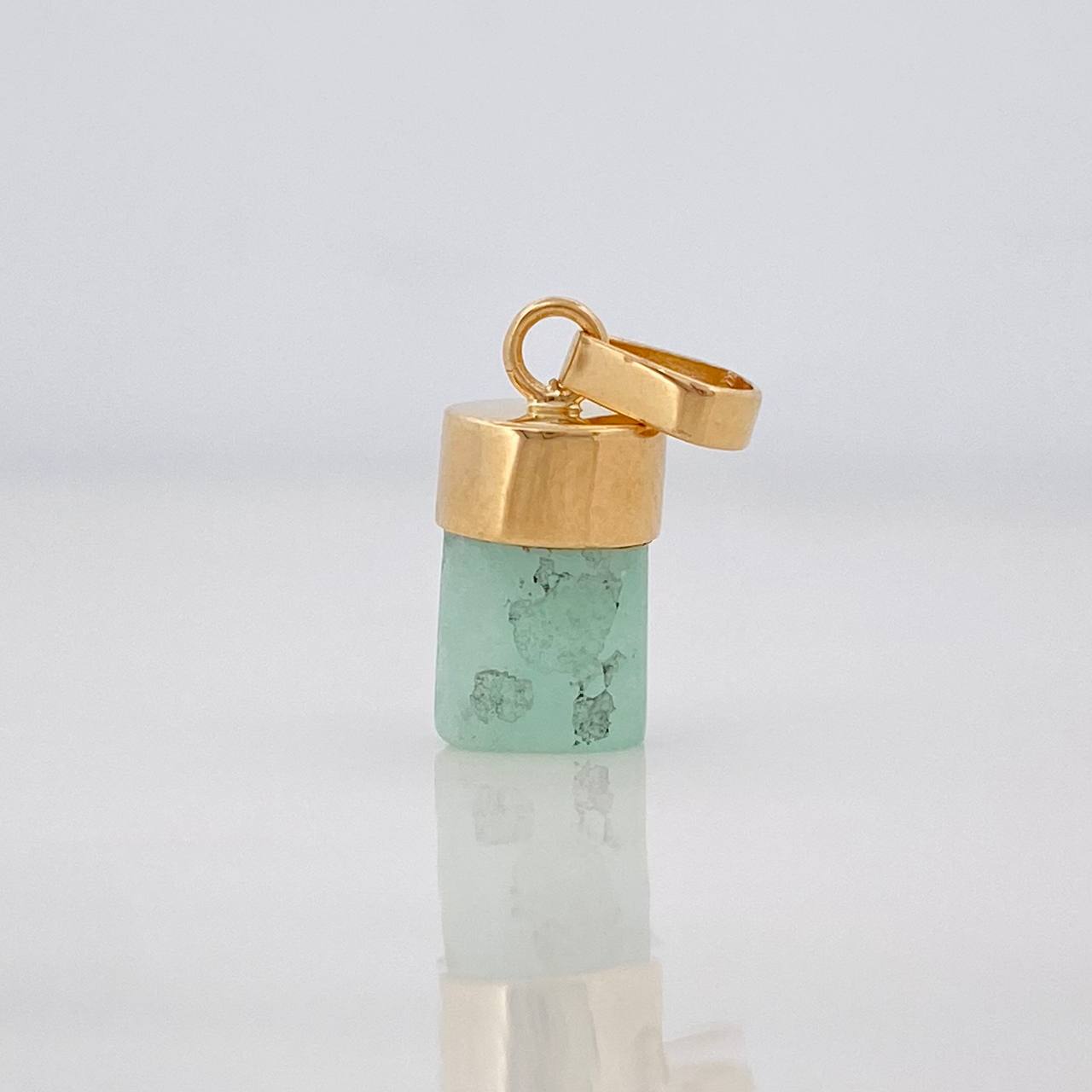 Dije Morralla Esmeralda 0.4g / 1/2 in Oro Amarillo 18K