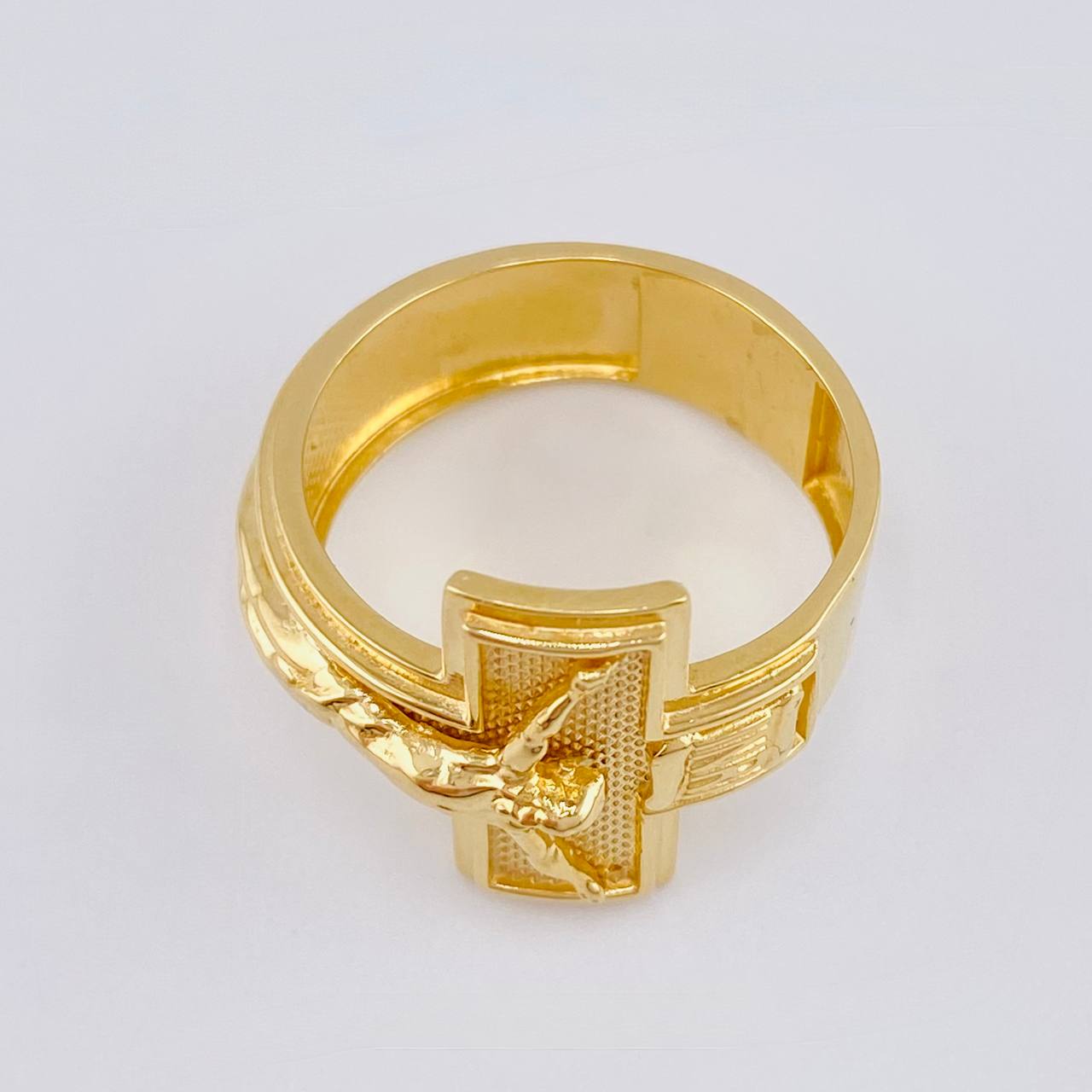 Christ Cross Ring 6.7 g / T9 1/2 18K Yellow Gold