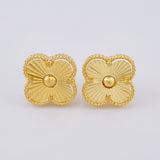 Stud Earrings Clover Diamond Cut 3.5 g / 1/2 in 18K Yellow Gold