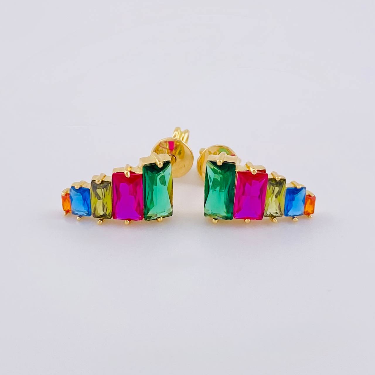 Topos Arcoiris 1.9 g / 1/2 in Oro Amarillo 18K