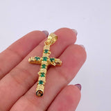 Pendant Cross Trunk Flat Tips Emerald 1.8 Qts 3.05 g / 1 3/4 in 18K Yellow Gold