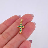 Pendant Cross Trunk Flat Tips Emeralds 6Pts 1.05 g / 3/4 in 18K Yellow Gold